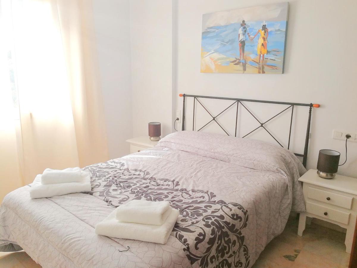 בנאלמדנה Benalmarina Sea View Apartments מראה חיצוני תמונה